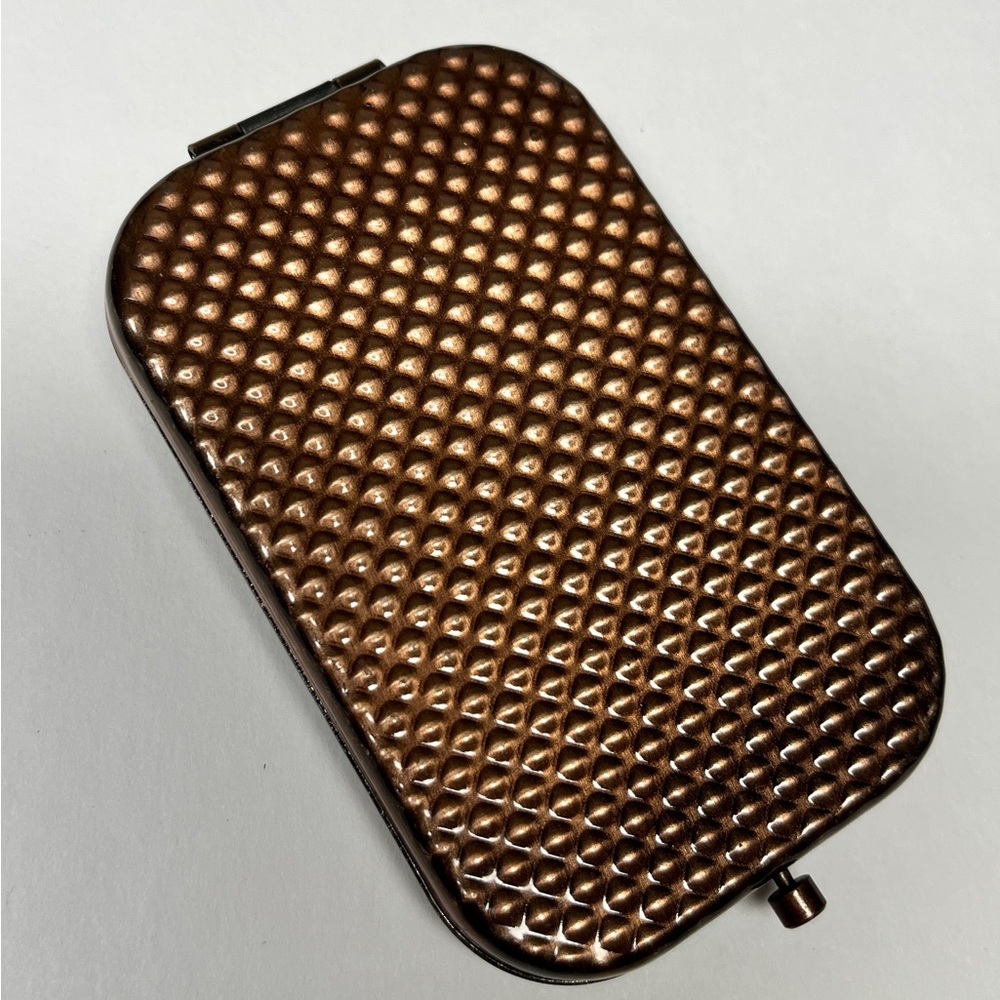 Mirror, double in bronze metal case. Vivid 3D peacock on lid. 2" x 3.5” NIB. - Picture 6 of 12